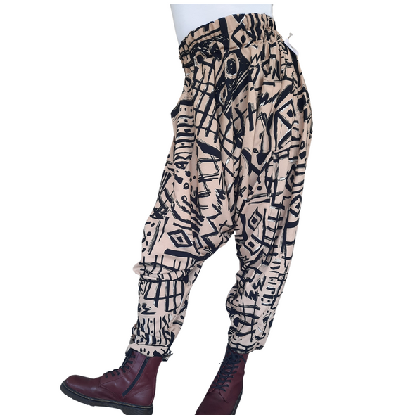 HAREM PANTS ; TAUPE / BLACK ABSTRACT