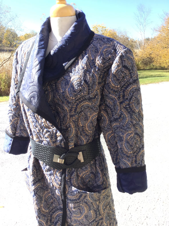 QUILTED WRAP COAT